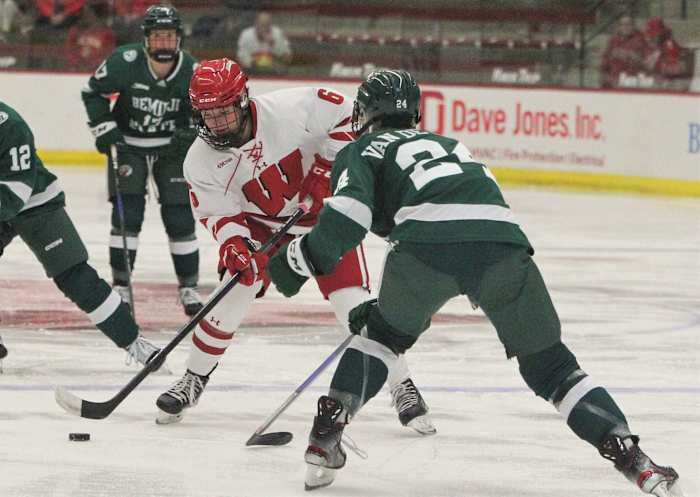 Wisconsin's Lacey Eden controls the puck against Bemidji State on Oct. 2, 2022 at LaBahn Ice Arena in Madison, Wis. Uwice Bemidji State 1 Oct 20 2022